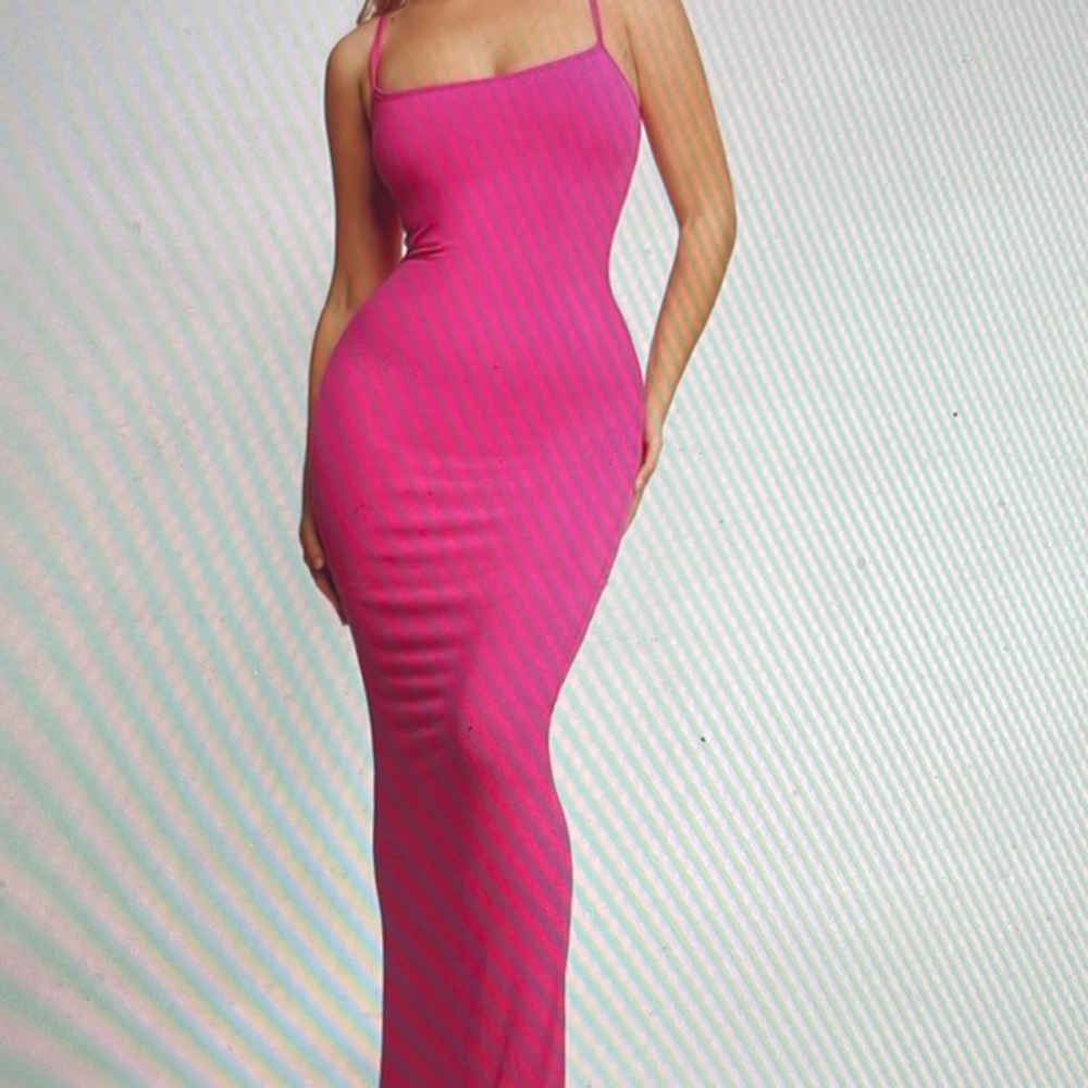 Elegant Pink Maxi Dress